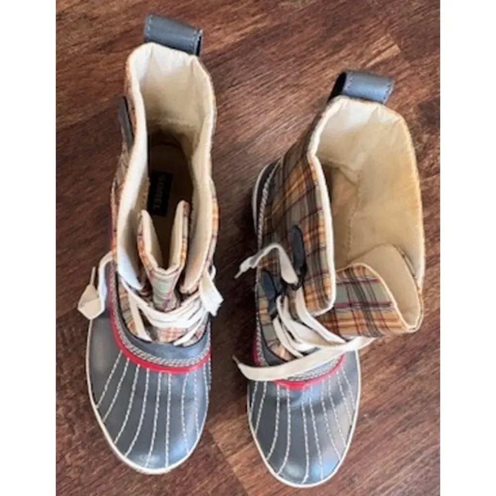 Sorel Tivoli Plaid Waterproof Leather Snow Boots Women's Size 9 NL1857-028